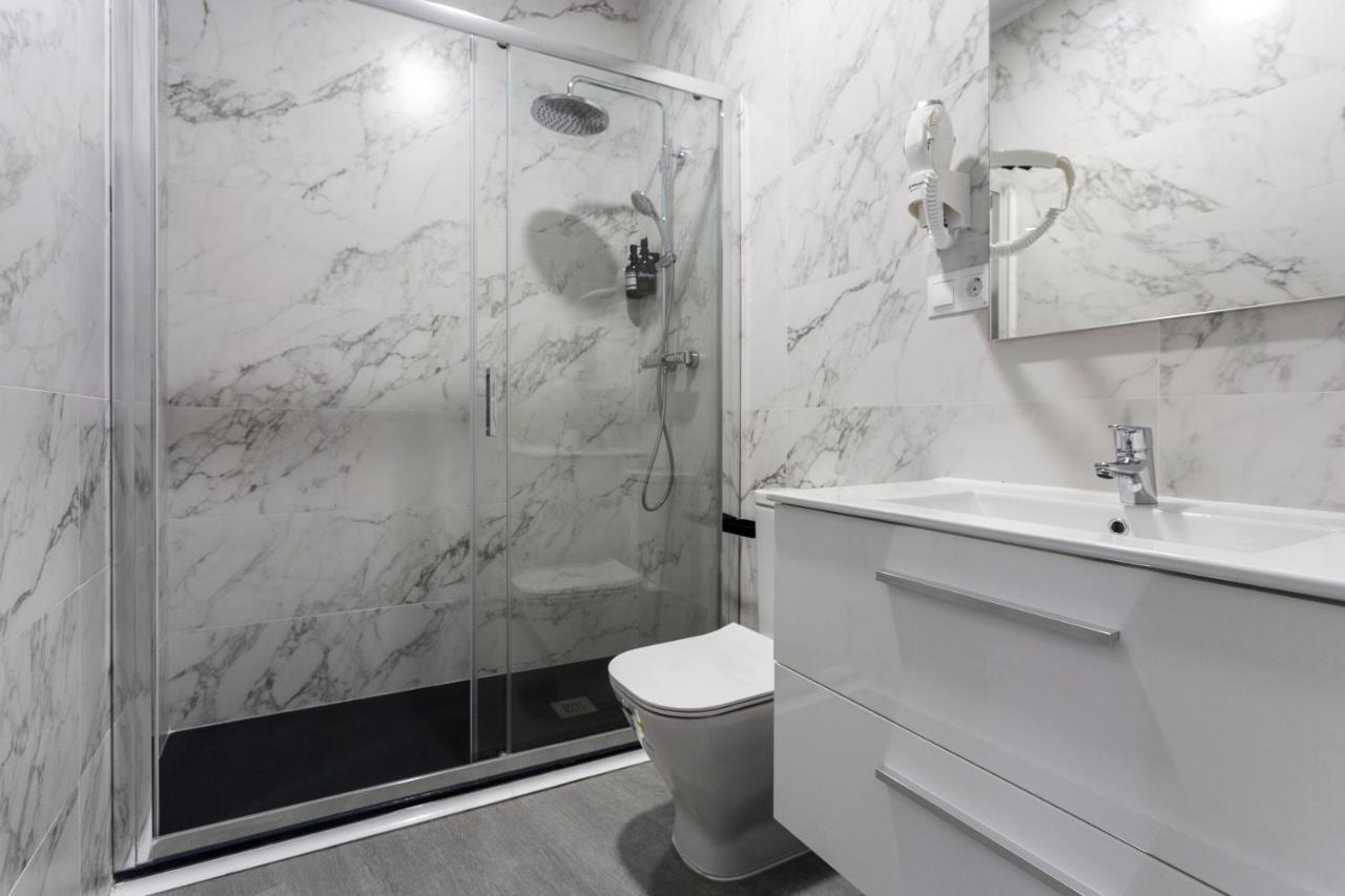Downtown La Latina Grupos, By Monaro***** Apartment Madrid Luaran gambar